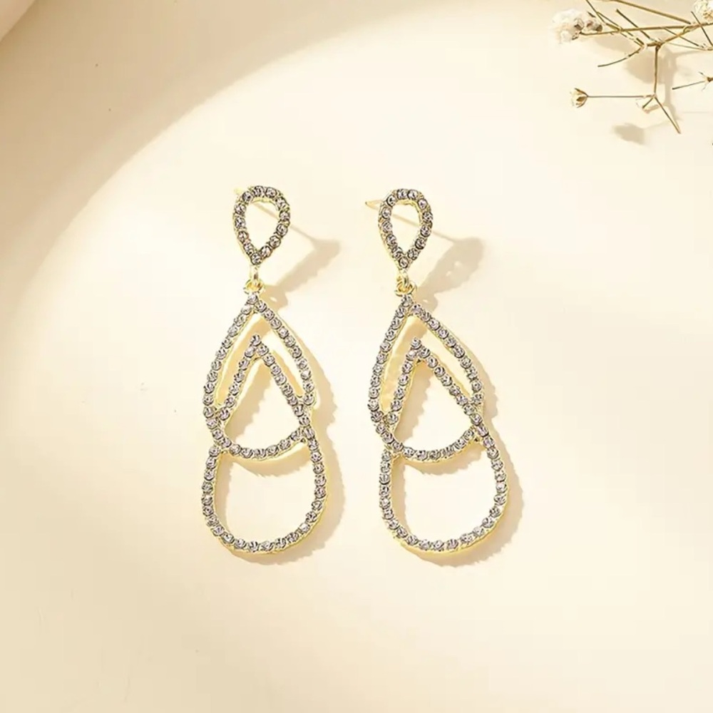 NWOT - Elegant Gold-tone and Rhinestone Teardrop Earrings